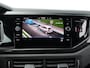 Volkswagen Polo 1.0 TSI Life Business 95pk | Dealer onderhouden | LED | Stoelverwarming | Navigatie | Cruise control | Climate control | Draadloze telefoonlader | App-Connect | Lichtmetalen velgen |