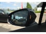 Volkswagen ID.7 Tourer GTX Limited Edition 86 kWh 340PK / 250kW, 60 maanden / 100.000km garantie, warmtepomp, wegklapbare trekhaak, adaptief onderstel (DCC), 20" LMV, Harman & Kardon geluidssysteem, head-up display, rondomzichtcamera (Area View), verwarm- en ventileerbare (koeling) voorstoelen, verwarmbare achterbank, elektrische ErgoActive stoelverstelling met geheugen- en massagefunctie, parkeerassistent (Park Assist Pro), 13 speakers (700 watt) met subwoofer, draadloze telefoonlader, verwarmbare voorruit, LED Matrix (IQ.Lights), dodehoekdetectie (Side Assist), vierwielaandrijving (4-Motion), discover pro max navigatie scherm etc.