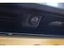 Volkswagen ID.7 Tourer GTX Limited Edition 86 kWh 340PK / 250kW, 60 maanden / 100.000km garantie, warmtepomp, wegklapbare trekhaak, adaptief onderstel (DCC), 20" LMV, Harman & Kardon geluidssysteem, head-up display, rondomzichtcamera (Area View), verwarm- en ventileerbare (koeling) voorstoelen, verwarmbare achterbank, elektrische ErgoActive stoelverstelling met geheugen- en massagefunctie, parkeerassistent (Park Assist Pro), 13 speakers (700 watt) met subwoofer, draadloze telefoonlader, verwarmbare voorruit, LED Matrix (IQ.Lights), dodehoekdetectie (Side Assist), vierwielaandrijving (4-Motion), discover pro max navigatie scherm etc.