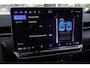 Volkswagen ID.7 Tourer GTX Limited Edition 86 kWh 340PK / 250kW, 60 maanden / 100.000km garantie, warmtepomp, wegklapbare trekhaak, adaptief onderstel (DCC), 20" LMV, Harman & Kardon geluidssysteem, head-up display, rondomzichtcamera (Area View), verwarm- en ventileerbare (koeling) voorstoelen, verwarmbare achterbank, elektrische ErgoActive stoelverstelling met geheugen- en massagefunctie, parkeerassistent (Park Assist Pro), 13 speakers (700 watt) met subwoofer, draadloze telefoonlader, verwarmbare voorruit, LED Matrix (IQ.Lights), dodehoekdetectie (Side Assist), vierwielaandrijving (4-Motion), discover pro max navigatie scherm etc.