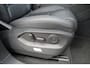 Volkswagen Touareg 3.0 TSI R-Line 340 PK | Pano | Luchtvering | Trekhaak | Carplay | Leder | Memory | 21''