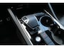 Volkswagen Touareg 3.0 TSI R-Line 340 PK | Pano | Luchtvering | Trekhaak | Carplay | Leder | Memory | 21''