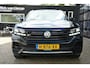Volkswagen Touareg 3.0 TSI R-Line 340 PK | Pano | Luchtvering | Trekhaak | Carplay | Leder | Memory | 21''