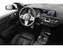BMW 1-Serie 120i High Executive Edition | M- Perfomance Pack! | Open Dak | Leder | Sfeerverlichting | Camera | Sportstoelen | Clima | Stoel/Stuur Verwarming | Navi | LED | Cruise Control | Keyless