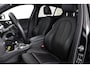 BMW 1-Serie 120i High Executive Edition | M- Perfomance Pack! | Open Dak | Leder | Sfeerverlichting | Camera | Sportstoelen | Clima | Stoel/Stuur Verwarming | Navi | LED | Cruise Control | Keyless