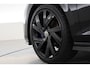 Volkswagen Golf 1.5 eTSI R-Line DSG | Pano | Adapt. Cruise | IQ. Light | CarPlay | Navi | Camera | Stoel-Stuurverw.