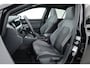 Volkswagen Golf 1.5 eTSI R-Line DSG | Pano | Adapt. Cruise | IQ. Light | CarPlay | Navi | Camera | Stoel-Stuurverw.