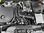 Mercedes-Benz A-klasse 250 e 140 Year Edition | Premium Plus | Nightpakket | Parkeerpakket | Panoramaschuifdak | 360° camera | 19-inch vijfdubbelspaak AMG velgen | Warmtewerend, donkergetint glas |