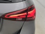 Mercedes-Benz A-klasse 250 e 140 Year Edition | Premium Plus | Nightpakket | Parkeerpakket | Panoramaschuifdak | 360° camera | 19-inch vijfdubbelspaak AMG velgen | Warmtewerend, donkergetint glas |