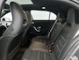 Mercedes-Benz A-klasse 250 e 140 Year Edition | Premium Plus | Nightpakket | Parkeerpakket | Panoramaschuifdak | 360° camera | 19-inch vijfdubbelspaak AMG velgen | Warmtewerend, donkergetint glas |