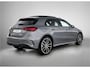 Mercedes-Benz A-klasse 250 e 140 Year Edition | Premium Plus | Nightpakket | Parkeerpakket | Panoramaschuifdak | 360° camera | 19-inch vijfdubbelspaak AMG velgen | Warmtewerend, donkergetint glas |