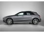 Mercedes-Benz A-klasse 250 e 140 Year Edition | Premium Plus | Nightpakket | Parkeerpakket | Panoramaschuifdak | 360° camera | 19-inch vijfdubbelspaak AMG velgen | Warmtewerend, donkergetint glas |