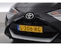 Toyota Aygo 1.0 VVT-i x-play | Rijklaar! | Apple CarPlay & Android Auto | All Season | Airco | DAB | Camera