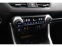 Toyota RAV4 2.5 Plug-in Hybrid AWD Bi-Tone Plus | Stoel en stuurverwarming | 1500KG Trekgewicht | Parkeersensoren V+A | Elektrisch verstelbare voorstoel |