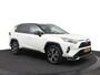 Toyota RAV4 2.5 Plug-in Hybrid AWD Bi-Tone Plus | Stoel en stuurverwarming | 1500KG Trekgewicht | Parkeersensoren V+A | Elektrisch verstelbare voorstoel |