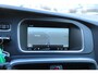 Volvo V40 2.0 T5 Carbon Edition | Active Bi-Xenon koplampen | Dealeronderhouden | Harman/Kardon Audio | Achteruitrijcamera | DAB+ radio | Navigatie full map | Parkeersensoren voor + achter | Cruise control | Park Assist Pilot