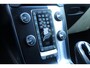 Volvo V40 2.0 T5 Carbon Edition | Active Bi-Xenon koplampen | Dealeronderhouden | Harman/Kardon Audio | Achteruitrijcamera | DAB+ radio | Navigatie full map | Parkeersensoren voor + achter | Cruise control | Park Assist Pilot
