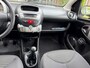 Peugeot 107 1.0 Active / bj.2012 / kleur: zwart / airco / stereo/ airbag /APK tot 07/2027 / NAP met 188137 km./ zeer zuinige auto.