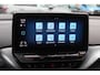 Volkswagen ID.4 Life 77 kWh / SoH 93,9% / Trekhaak / Camera / Apple CarPlay / DAB / 20'' / LED / Alcantara / Stoelverwarming / ACC