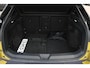 Volkswagen ID.4 Life 77 kWh / SoH 93,9% / Trekhaak / Camera / Apple CarPlay / DAB / 20'' / LED / Alcantara / Stoelverwarming / ACC