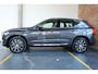 Volvo XC60 Recharge T6 AWD Inscription | Bowers & Wilkins Premium Audio | Luchtvering | Massage in voorstoelen | Gelamineerde zijruiten | Parkeercamera | Adaptive Cruise Control | Head-Up Display | Parkeersensoren voor + achter | 1ste Eigenaar