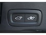 Volvo XC60 Recharge T6 AWD Inscription | Bowers & Wilkins Premium Audio | Luchtvering | Massage in voorstoelen | Gelamineerde zijruiten | Parkeercamera | Adaptive Cruise Control | Head-Up Display | Parkeersensoren voor + achter | 1ste Eigenaar