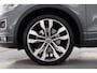 Volkswagen T-Roc 1.5 TSI Sport Business R | Rijklaar! | Pano | Trekhaak | Camera | Adapt. Cruise | Stoelverw. | Apple CarPlay | 19''