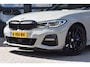 BMW 3-Serie Touring 330d xDrive High Executive '20 Laser Light Pano Clima Navi Cruise Inruil mogelijk