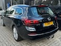 Opel Astra Sports Tourer 1.4 Turbo 120 PK Sport + | TREKHAAK| BROEKHUIS ONDERHOUDEN| AGR COMFORTSTOELEN| DODEHOEK DETECTIE| CAMERA + PARKEERSENSOREN| NAVIGATIE| DAB|
