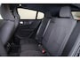 Volvo EC40 Extended Range Ultra Black Ed. 82 kWh - Panoramadak - IntelliSafe Assist & Surround - 360º Camera - Harman/Kardon audio - Verwarmde voorstoelen, stuur & achterbank - Parkeersensoren voor & achter - Elektr. bedienb. voorstoelen met geheugen links - Draadloze tel. lader - Warmtepomp - Extra getint glas - 20' LMV
