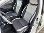 Toyota Yaris 1.5 Hybrid Dynamic Bi-Tone | Keyless | Trekhaak | Camera | Stoelverwarming