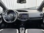 Toyota Yaris 1.5 Hybrid Dynamic Bi-Tone | Keyless | Trekhaak | Camera | Stoelverwarming