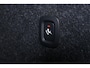 Volvo EX40 Extended Range Plus 82 kWh - IntelliSafe Assist & Surround - Parkeercamera achter - Verwarmde voorstoelen & stuur - Parkeersensoren voor & achter - Draadloze tel. lader - Warmtepomp - Inklapbare trekhaak - 19' LMV