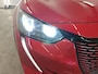 Peugeot e-208 EV 50 kWh 136pk Active Pack | SOH 90% | Connect 3D Nav | CarPlay | PDC | LED | Cruise Control | 16" Velgen | Navi
