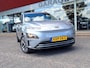 Hyundai Kona Electric EV Comfort Smart 64 kWh | SOH: 97,3% | 3 Fase | Warmtepomp | Climate | Stoel-verwarming | Camera | CC |