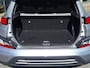 Hyundai Kona Electric EV Comfort Smart 64 kWh | SOH: 97,3% | 3 Fase | Warmtepomp | Climate | Stoel-verwarming | Camera | CC |