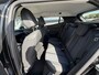 Peugeot e-2008 EV Allure 50 kWh | Cruise Control | Achteruitrijcamera | Stoelverwarming