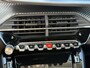 Peugeot e-2008 EV Allure 50 kWh | Cruise Control | Achteruitrijcamera | Stoelverwarming
