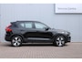 Volvo XC40 T4 Recharge R-Design Expression | Achteruitrijcamera | Apple Carplay | Android Auto | Elektrische bedienbare bestuurdersstoel met geheugen | Semi elektrische trekhaak | Standkachel | Achterbank verwarming