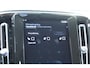 Volvo XC40 T4 Recharge R-Design Expression | Achteruitrijcamera | Apple Carplay | Android Auto | Elektrische bedienbare bestuurdersstoel met geheugen | Semi elektrische trekhaak | Standkachel | Achterbank verwarming