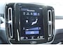 Volvo XC40 T4 Recharge R-Design Expression | Achteruitrijcamera | Apple Carplay | Android Auto | Elektrische bedienbare bestuurdersstoel met geheugen | Semi elektrische trekhaak | Standkachel | Achterbank verwarming