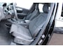 Volvo XC40 T4 Recharge R-Design Expression | Achteruitrijcamera | Apple Carplay | Android Auto | Elektrische bedienbare bestuurdersstoel met geheugen | Semi elektrische trekhaak | Standkachel | Achterbank verwarming