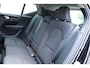 Volvo XC40 T4 Recharge R-Design Expression | Achteruitrijcamera | Apple Carplay | Android Auto | Elektrische bedienbare bestuurdersstoel met geheugen | Semi elektrische trekhaak | Standkachel | Achterbank verwarming