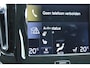 Volvo XC40 T4 Recharge R-Design Expression | Achteruitrijcamera | Apple Carplay | Android Auto | Elektrische bedienbare bestuurdersstoel met geheugen | Semi elektrische trekhaak | Standkachel | Achterbank verwarming