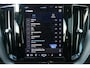Volvo XC60 2.0 T6 Plug-in hybrid AWD Core Bright ELEKT. TREKHAAK, PANO, LEER, WINTER PACK, ADAPT. CRUISE, CLIMA, NAVI, CAMERA, PDC V&A, BLIS, KEYLESS, ELEKT. ACHTERKLEP, 71.538KM