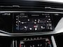 Audi Q8 60 TFSI e quattro S Competition 490 PK | Panoramadak | B&O | Head-up | RS-sportstoelen | Trekhaak | HD-matrix laser led | Stoelverw. v+a | Pano | 22'' velgen