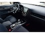 Mitsubishi Outlander 2.4 PHEV Instyle Schuifdak | Trekhaak | 360° Camera | Stoel- & Stuurverw | Dodehoekassistentie | Leder |