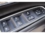 Mitsubishi Outlander 2.4 PHEV Instyle Schuifdak | Trekhaak | 360° Camera | Stoel- & Stuurverw | Dodehoekassistentie | Leder |