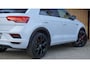 Volkswagen T-Roc 1.5 TSI 150PK DSG 2x R-Line Virtual Cockpit LED 19inch *Black Pack* ACC 79723km *Zeer Nette T-Roc*