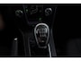 Volvo V40 1.6 T3 Summum 150 PK | Panoramadak | Navigatie | Stoelverwarming |